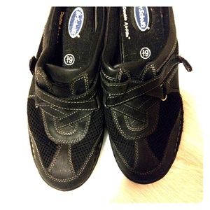 Dr Scholls comfortable clogs